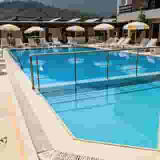 Arma's Resort Hotel, 4 of 5