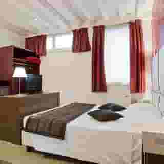 Al Canal Regio, 3 of 5