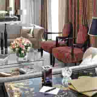 Warwick Paris, 2 of 5