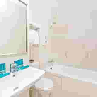 Hotel 81 Dickson, 2 of 5