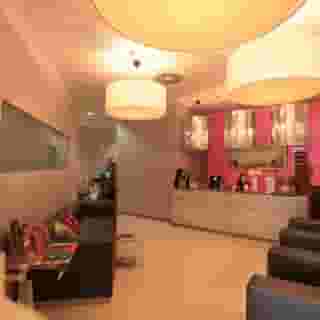 Friday Hotel, 2 of 5