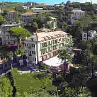 Hotel Metropole, 4 of 5