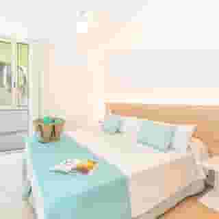 ONA Alborada, 2 of 5