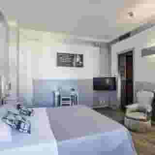 Admiral Hotel, 4 of 5