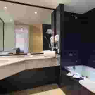 Exe Suites San Marino, 3 of 5