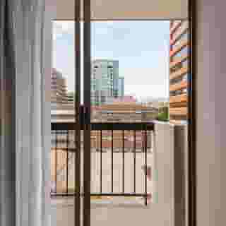 Holiday Inn Hotel and Suites Vancouver Downtown, 6 of 6