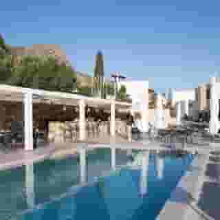 Sundance Apartments & Suites, 4 of 5