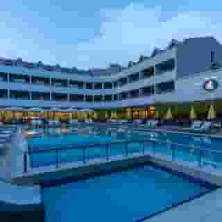 Grand Vikin Hotel, 2 of 5