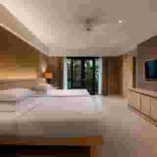 Conrad Bali, 6 of 6