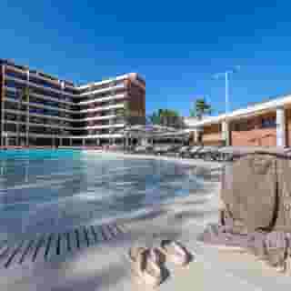 California Garden, 4 of 5