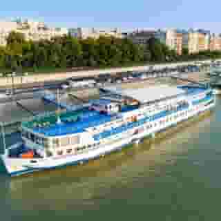 Fortuna Boat Hotel Budapest, 1 of 5