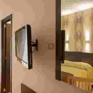 Rome Kings Suite, 4 of 5