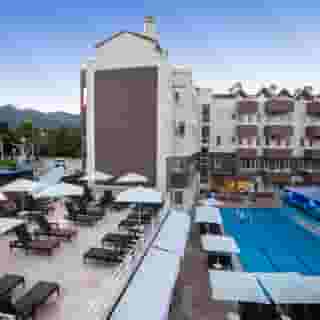 Comet Deluxe Hotel, 1 of 5