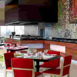 Cinnamon Red Colombo, 1 of 5