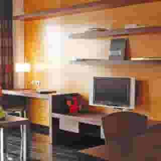 Hesperia Fira Suites-Barcelona, 4 of 5