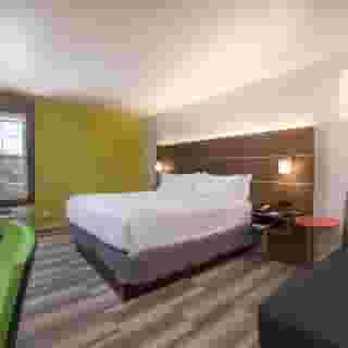 Holiday Inn Express Phoenix Airport, 4 of 5