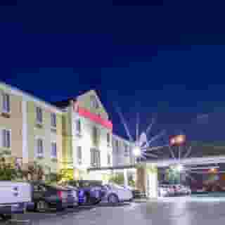 Comfort Suites At Rivergate Mall, 3 of 5