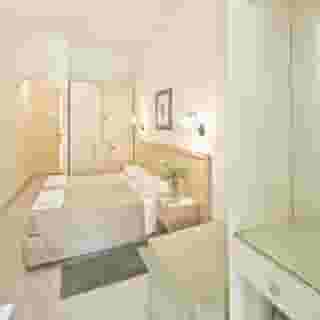 Omiros Hotel, 2 of 5