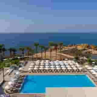 Queens Bay Hotel, 3 of 5