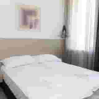 Kula & The Top, 1 of 5