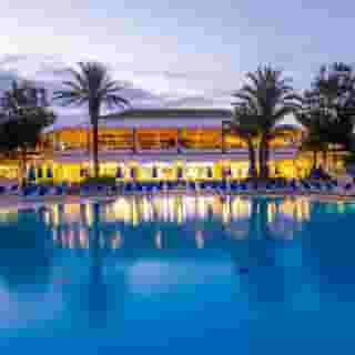 Princesa Playa, 2 of 5