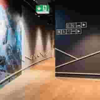 Capsule Hotel - Alpine Garden Zurich Airport, 1 of 5