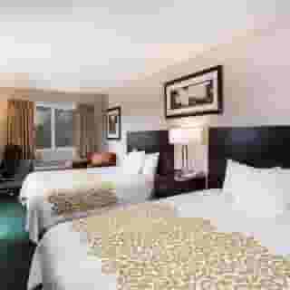 Days Inn by Wyndham Seattle Aurora, 6 of 6