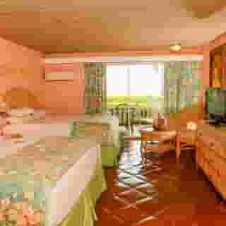 Coco Reef Resort and Spa, 5 of 5