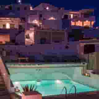 On The Rocks - Adult Only, 4 of 5