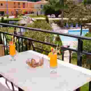 Plaza Pallas, 4 of 5