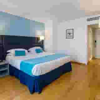 Nice Riviera, 5 of 5