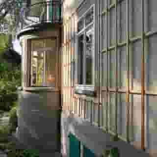 Signau House & Garden, 2 of 5