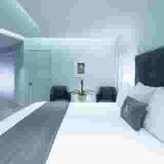 The Kent Hotel, 2 of 5