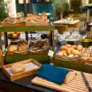 Hotel Emerald & Suites, 5 of 5