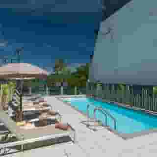 Patong Swiss, 4 of 5