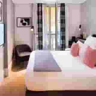 Maison Elle Paris, 3 of 5