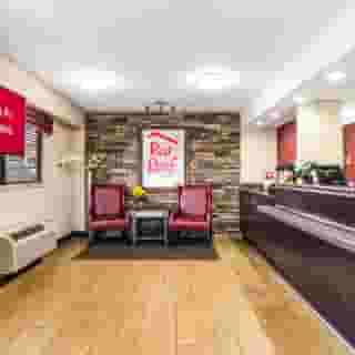 Red Roof Plus+ Nashville North - Goodlettsville, 2 of 5