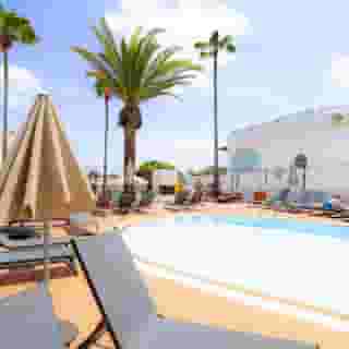 Flamingo Apartments, 3 of 5