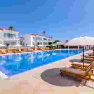 Los Naranjos, 1 of 5