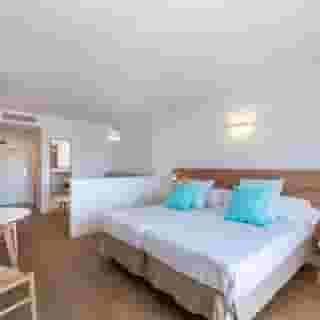 Caprice Isabel Aparthotel, 4 of 5