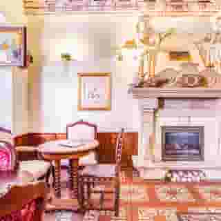 The King Charles, 3 of 5