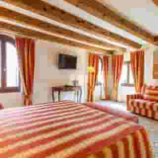 Bella Venezia, 5 of 5