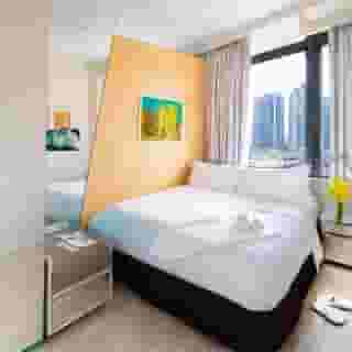 Regal Oriental, 4 of 5