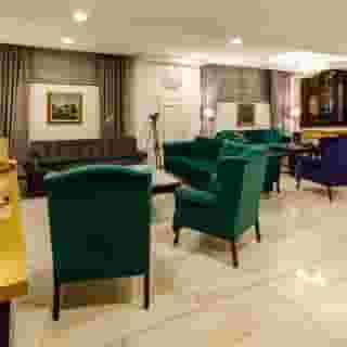 Golden Crown, 1 of 5