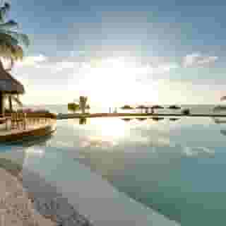 LUX* South Ari Atoll, 3 of 5