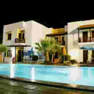 Pennystella Apartments, 2 of 5