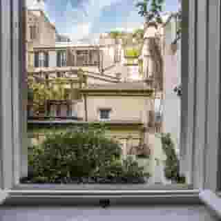 Trevi Contemporary Suite, 2 of 5