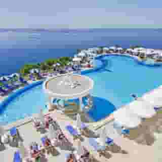 Korumar Hotel De Luxe, 1 of 5