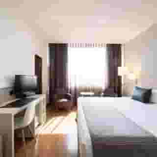 Catalonia Gran Hotel Verdi, 3 of 5