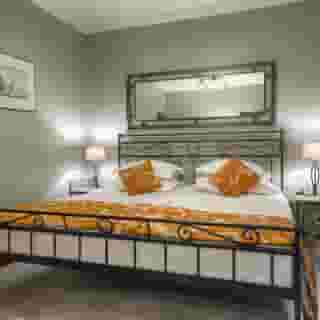Black Star Suites, 3 of 5